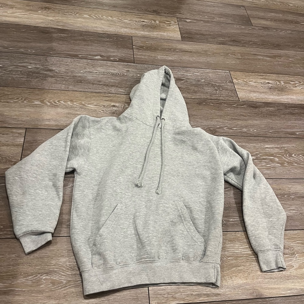 gray hoodie
